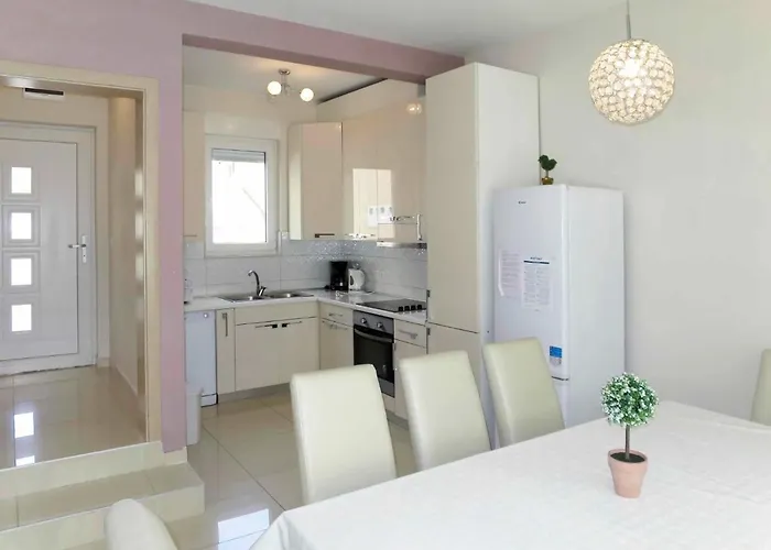 Silvija By Interhome Zadar