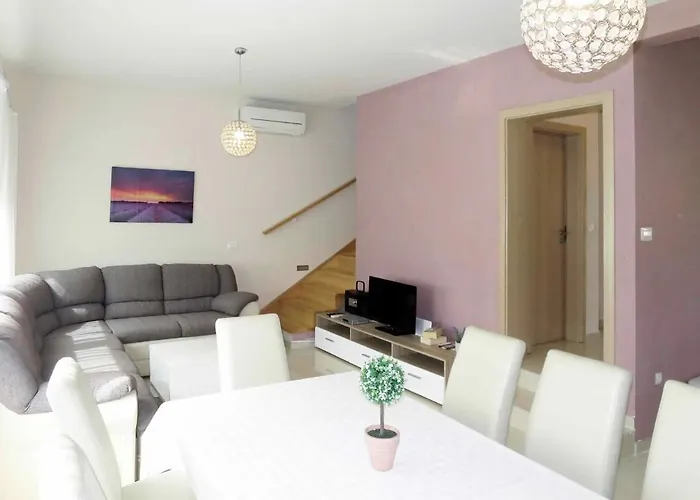 Silvija By Interhome Vakantiehuis *